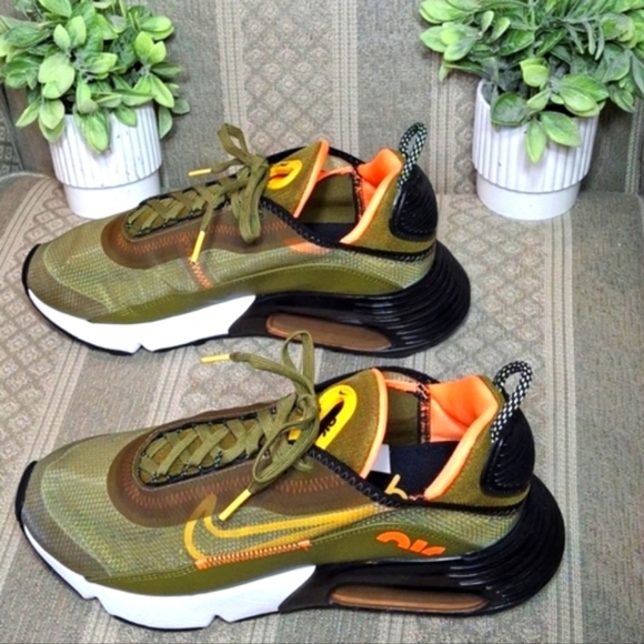 nike 2090 olive